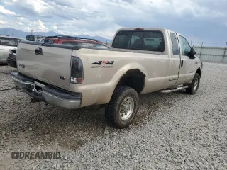 1999 Ford Super Duty F-250 XL with VIN 1FTNX21F8XEE00658, listed as a Copart auction lot 70021594 with 218,084 mi miles and Non Repairable. Bid and sale history available at carsss.com. Image 3.