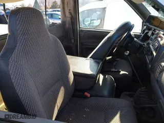 2001 Dodge Ram 1500 Work Special with VIN 1B7HC16X41S330797, listed as a IAAI auction lot 41321237 with 1 mi miles. Bid and sale history available at carsss.com. Image 5.