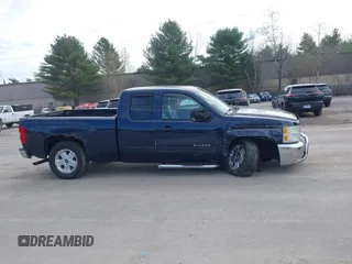 2011 Chevrolet Silverado 1500 LT with VIN 1GCRKSE33BZ398223, listed as a IAAI auction lot 42106322 with 94,829 mi miles and . Bid and sale history available at DreamBid. Image 13.