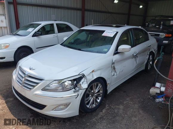 2013 Hyundai Genesis 3.8L z VIN KMHGC4DDXDU237728, wystawiony jako IAAI lot #42402839 z przebiegiem 134 977 mil mil oraz . Historia ofert i sprzedaży dostępna na DreamBid. Obrazek 17.