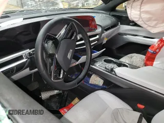 2024 Cadillac LYRIQ Luxury z VIN 1GYKPRRL8RZ107046, wystawiony jako Copart lot #89175705 z przebiegiem Nie podano mil oraz Szkoda całkowita • Salvage title. Historia ofert i sprzedaży dostępna na DreamBid. Obrazek 8.