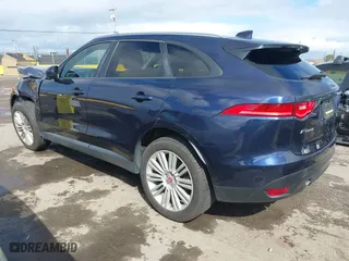 2018 Jaguar F-PACE 25t Premium with VIN SADCJ2FX9JA274582, listed as a IAAI auction lot 41809189 with 54,087 mi miles. Bid and sale history available at carsss.com. Image 3.