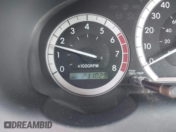2005 Toyota Sienna CE with VIN 5TDZA23C75S342958, listed as a IAAI auction lot 42120039 with 211,029 mi miles. Bid and sale history available at carsss.com. Image 7.