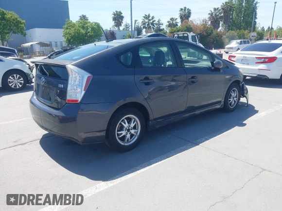 2010 Toyota Prius II z VIN JTDKN3DU2A0188949, wystawiony jako IAAI lot #42195197 z przebiegiem 247 970 mil mil oraz . Historia ofert i sprzedaży dostępna na DreamBid. Obrazek 4.
