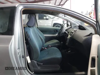 2008 Toyota Yaris with VIN JTDJT923485201454, listed as a IAAI auction lot 42201421 with 159,060 mi miles and . Bid and sale history available at carsss.com. Image 5.