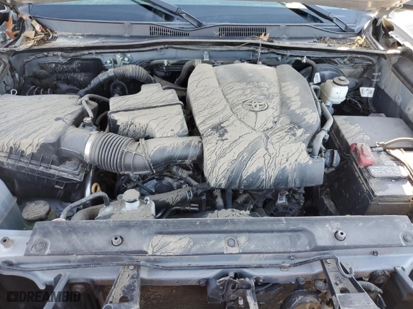 2021 Toyota Tacoma 2WD SR5 with VIN 5TFAZ5CN8MX107437, listed as a Copart auction lot 86711754 with 55,849 mi miles and Salvage Title. Bid and sale history available at carsss.com. Image 11.