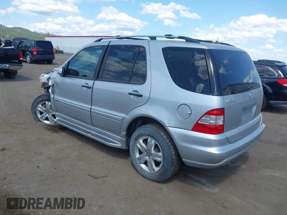 2005 Mercedes-Benz M 500 with VIN 4JGAB75EX5A536561, listed as a IAAI auction lot 40088398 with 206,184 mi miles and . Bid and sale history available at DreamBid. Image 3.