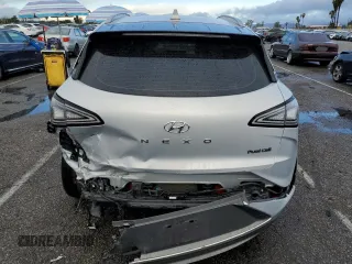 2019 Hyundai NEXO Limited z VIN KM8J84A60KU000708, wystawiony jako Copart lot #48310065 z przebiegiem 26 702 mil mil oraz Szkoda całkowita • Salvage title. Historia ofert i sprzedaży dostępna na DreamBid. Obrazek 6.