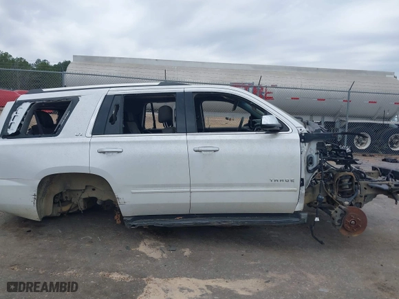 2016 Chevrolet Tahoe LTZ with VIN 1GNSKCKC3GR455725, listed as a IAAI auction lot 41575295 with 1 mi miles. Bid and sale history available at carsss.com. Image 13.