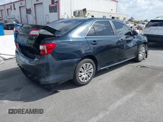 2013 Toyota Camry L with VIN 4T1BF1FK4DU278402, listed as a IAAI auction lot 41957178 with 70,541 mi miles. Bid and sale history available at carsss.com. Image 4.