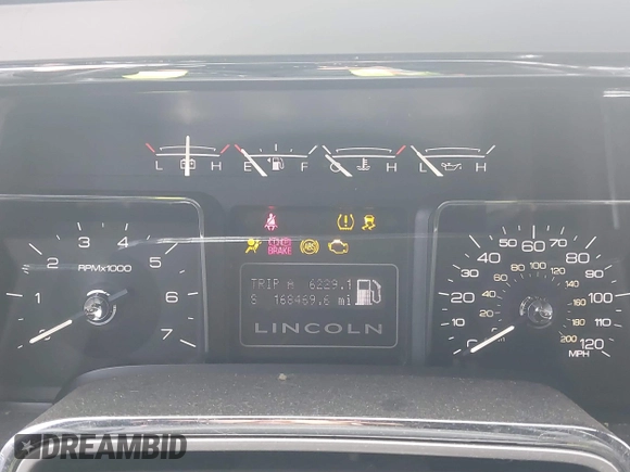 2009 Lincoln Navigator with VIN 5LMFU28519EJ01390, listed as a IAAI auction lot 40950017 with 168,469 mi miles and . Bid and sale history available at DreamBid. Image 7.