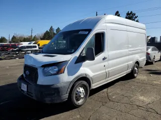 2024 Ford Transit Cargo z VIN 1FTBR3U89RKA32219, wystawiony jako Copart lot #43834925 z przebiegiem 11 691 mil mil oraz Szkoda całkowita • Salvage title. Historia ofert i sprzedaży dostępna na DreamBid. Obrazek 1.