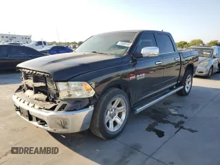 2017 Ram 1500 Lone Star Silver z VIN 1C6RR6LT6HS864242, wystawiony jako Copart lot #73589144 z przebiegiem 226 681 mil mil oraz Szkoda całkowita • Salvage title. Historia ofert i sprzedaży dostępna na DreamBid. Obrazek 1.