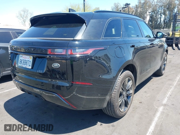 2019 Land Rover Range Rover Velar R-Dynamic SE with VIN SALYL2EXXKA217654, listed as a IAAI auction lot 42019943 with 63,332 mi miles. Bid and sale history available at carsss.com. Image 4.
