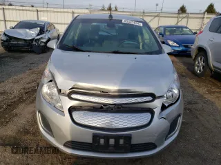 2015 Chevrolet Spark EV LT with VIN KL8CL6S08FC704595, listed as a Copart auction lot 85543864 with 37,330 mi miles and Salvage Title. Bid and sale history available at carsss.com. Image 5.