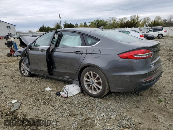 2020 Ford Fusion SE with VIN 3FA6P0HD5LR158888, listed as a Copart auction lot 53682415 with 66,123 mi miles and Salvage title. Bid and sale history available at DreamBid. Image 2.