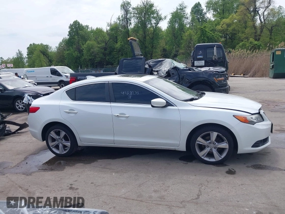 2015 Acura ILX Premium z VIN 19VDE1F55FE009989, wystawiony jako IAAI lot #42128270 z przebiegiem 141 641 mil mil oraz . Historia ofert i sprzedaży dostępna na DreamBid. Obrazek 13.