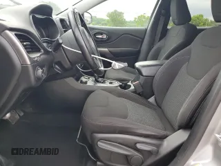 2019 Jeep Cherokee Latitude с VIN 1C4PJMCBXKD489213, выставлен на аукционе Copart как лот 62605505 с пробегом 136 032 миль миль и Списание • Salvage title. История ставок и продаж доступна на DreamBid. Изображение 7.