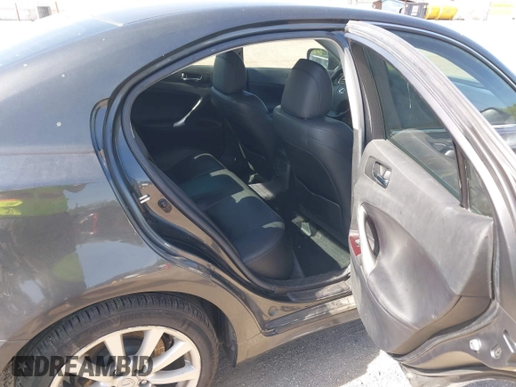 2006 Lexus IS 250 z VIN JTHCK262465007863, wystawiony jako IAAI lot #42231541 z przebiegiem 173 919 mil mil oraz . Historia ofert i sprzedaży dostępna na DreamBid. Obrazek 8.