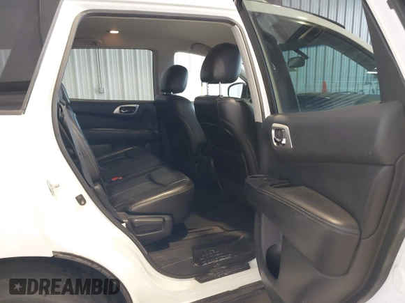 2014 Nissan Pathfinder SV with VIN 5N1AR2MM7EC687692, listed as a IAAI auction lot 42118491 with 175,209 mi miles. Bid and sale history available at carsss.com. Image 8.
