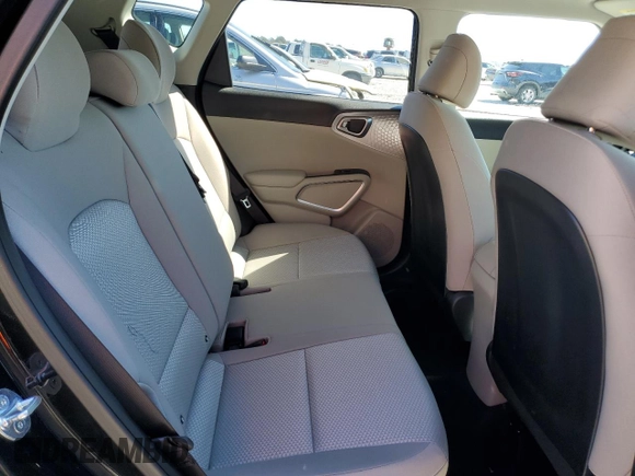 2024 Kia Soul S with VIN KNDJ23AUXR7237178, listed as a Copart auction lot 48036445 with 10,809 mi miles and Salvage Title. Bid and sale history available at DreamBid. Image 10.