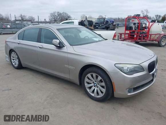 2011 BMW 7 Series 750Li xDrive with VIN WBAKC8C53BC432280, listed as a IAAI auction lot 41520006 with 114,135 mi miles. Bid and sale history available at carsss.com. Image 1.