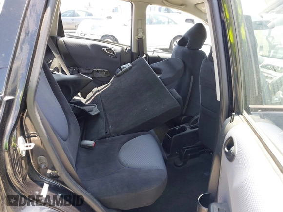 2007 Honda Fit Sport with VIN JHMGD38677S050534, listed as a IAAI auction lot 42382491 with 157,246 mi miles and . Bid and sale history available at DreamBid. Image 8.