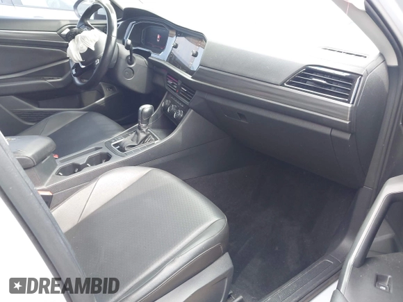 2019 Volkswagen Jetta SEL с VIN 3VWE57BU7KM052772, выставлен на аукционе IAAI как лот 42363391 с пробегом 108 824 миль миль и . История ставок и продаж доступна на DreamBid. Изображение 5.