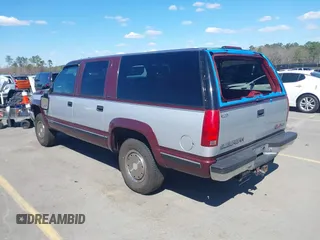 1994 GMC Suburban с VIN 1GKFK16K3RJ768618, выставлен на аукционе IAAI как лот 41795895 с пробегом 206 124 миль миль и . История ставок и продаж доступна на DreamBid. Изображение 3.