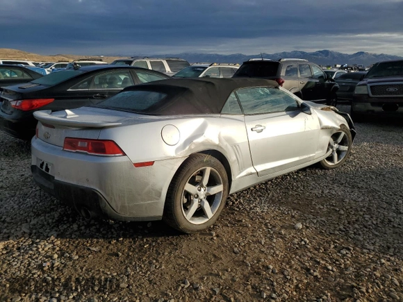 2014 Chevrolet Camaro LT with VIN 2G1FB3D31E9293276, listed as a Copart auction lot 84773184 with 120,051 mi miles and Salvage title. Bid and sale history available at DreamBid. Image 3.