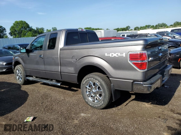 2014 Ford F-150 XL with VIN 1FTFX1EFXEFB09076, listed as a Copart auction lot 62085865 with 113,078 mi miles and Clean title. Bid and sale history available at DreamBid. Image 2.