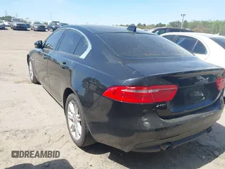 2018 Jaguar XE 25t Premium with VIN SAJAD4FX5JCP22618, listed as a IAAI auction lot 41910986 with 111,256 mi miles. Bid and sale history available at carsss.com. Image 3.