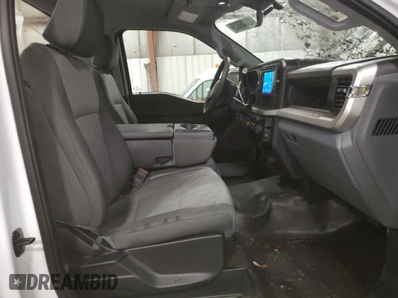 2024 Ford F-250 XL with VIN 1FTBF2BA6RED28824, listed as a Copart auction lot 43446825 with 3,777 mi miles and Salvage title. Bid and sale history available at DreamBid. Image 10.