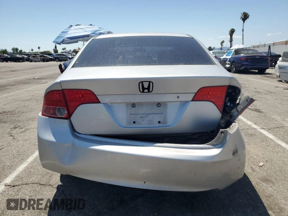 2008 Honda Civic LX z VIN 1HGFA16588L044582, wystawiony jako Copart lot #58868885 z przebiegiem 184 677 mil mil oraz Szkoda całkowita • Salvage title. Historia ofert i sprzedaży dostępna na DreamBid. Obrazek 6.