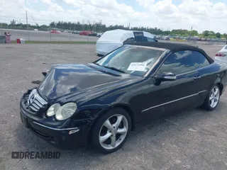 2005 Mercedes-Benz CLK 320 z VIN WDBTK65J85F149075, wystawiony jako IAAI lot #42171486 z przebiegiem 97 231 mil mil oraz . Historia ofert i sprzedaży dostępna na DreamBid. Obrazek 18.