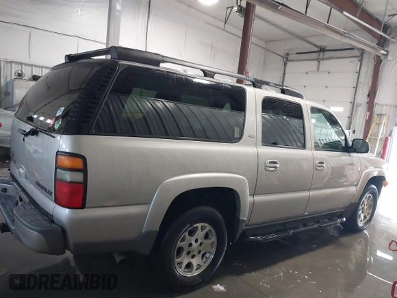 2005 Chevrolet Suburban Z71 with VIN 3GNFK16Z95G265896, listed as a IAAI auction lot 41248931 with 206,062 mi miles. Bid and sale history available at carsss.com. Image 14.
