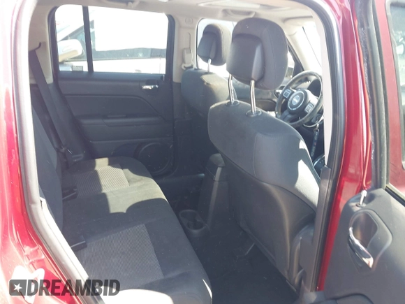 2012 Jeep Patriot Latitude with VIN 1C4NJRFB2CD604470, listed as a IAAI auction lot 41995971 with 124,477 mi miles and . Bid and sale history available at carsss.com. Image 8.