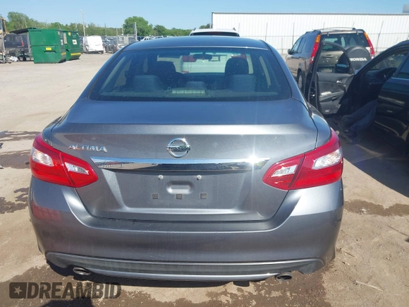 2016 Nissan Altima SL with VIN 1N4AL3AP0GC249504, listed as a IAAI auction lot 42092720 with 158,079 mi miles and . Bid and sale history available at carsss.com. Image 16.