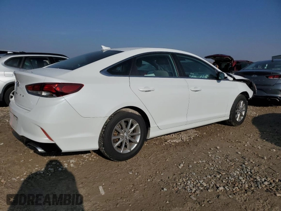 2018 Hyundai Sonata SE z VIN 5NPE24AF3JH599877, wystawiony jako Copart lot #82849334 z przebiegiem Nie podano mil oraz Szkoda całkowita • Salvage title. Historia ofert i sprzedaży dostępna na DreamBid. Obrazek 3.