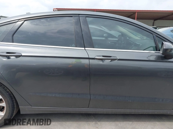 2020 Ford Fusion SE with VIN 3FA6P0HDXLR188646, listed as a IAAI auction lot 42129881 with 85,014 mi miles and . Bid and sale history available at DreamBid. Image 13.