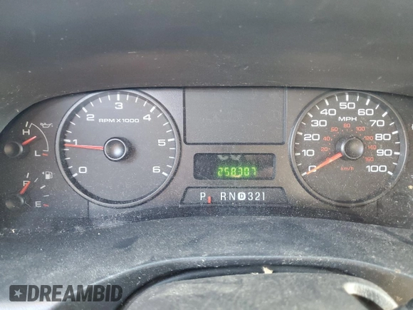 2007 Ford F-350 XL with VIN 1FTWX315X7EB44251, listed as a Copart auction lot 70047044 with 258,307 mi miles and Clean Title. Bid and sale history available at DreamBid. Image 9.