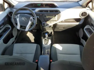 2012 Toyota Prius One with VIN JTDKDTB35C1013198, listed as a Copart auction lot 43583985 with 185,086 mi miles and Clean Title. Bid and sale history available at DreamBid. Image 8.