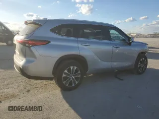 2023 Toyota Highlander L with VIN 5TDKDRAH0PS024781, listed as a Copart auction lot 47406875 with 73,981 mi miles and Clean title. Bid and sale history available at DreamBid. Image 3.
