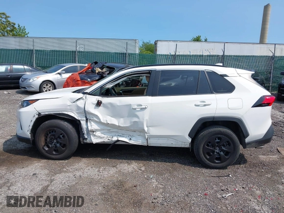 2019 Toyota RAV4 LE with VIN JTMF1RFV0KD045059, listed as a IAAI auction lot 42402598 with Not provided miles and . Bid and sale history available at DreamBid. Image 14.