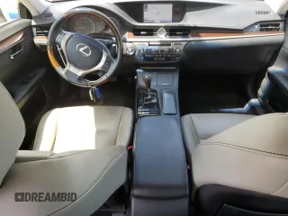 2013 Lexus ES 4dr Sdn with VIN JTHBK1GG6D2013808, listed as a Copart auction lot 53986165 with 128,857 mi miles and Clean Title. Bid and sale history available at carsss.com. Image 8.