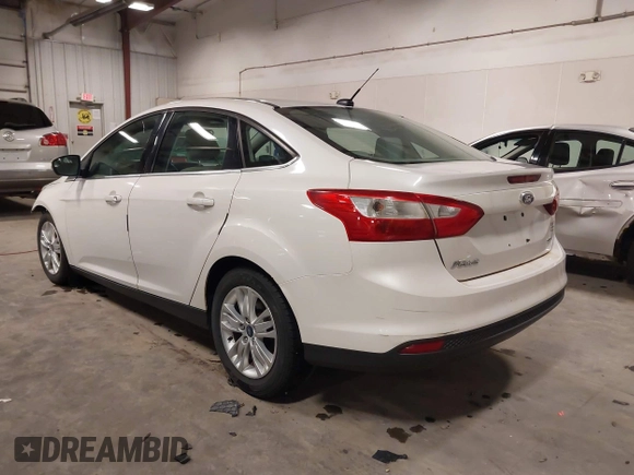 2012 Ford Focus SEL with VIN 1FAHP3H22CL178118, listed as a IAAI auction lot 42013759 with 183,481 mi miles and . Bid and sale history available at carsss.com. Image 3.