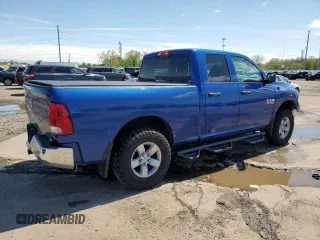 2017 Ram 1500 ST z VIN 1C6RR7FG6HS682111, wystawiony jako Copart lot #56308765 z przebiegiem 61 604 mil mil oraz Szkoda całkowita • Salvage title. Historia ofert i sprzedaży dostępna na DreamBid. Obrazek 3.