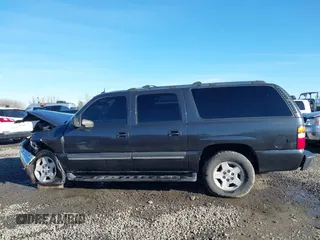 2004 Chevrolet Suburban Z71 z VIN 3GNFK16Z24G271294, wystawiony jako IAAI lot #41324576 z przebiegiem 247 229 mil mil oraz . Historia ofert i sprzedaży dostępna na DreamBid. Obrazek 14.