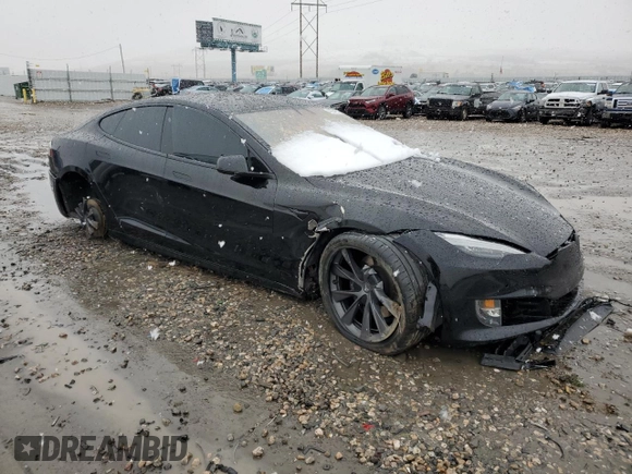 2021 Tesla Model S Long Range Plus z VIN 5YJSA1E2XMF427618, wystawiony jako Copart lot #41654955 z przebiegiem Nie podano mil oraz Szkoda całkowita • Salvage title. Historia ofert i sprzedaży dostępna na DreamBid. Obrazek 4.