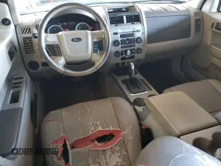 2011 Ford Escape Hybrid z VIN 1FMCU4K34BKC19594, wystawiony jako Copart lot #49479845 z przebiegiem 399 809 mil mil oraz Szkoda całkowita • Salvage title. Historia ofert i sprzedaży dostępna na DreamBid. Obrazek 8.